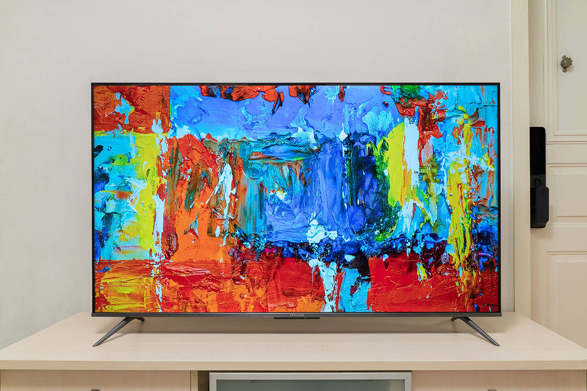 雷鸟鹏655寸4K游戏电视评测,雷鸟55寸曲面电视测评