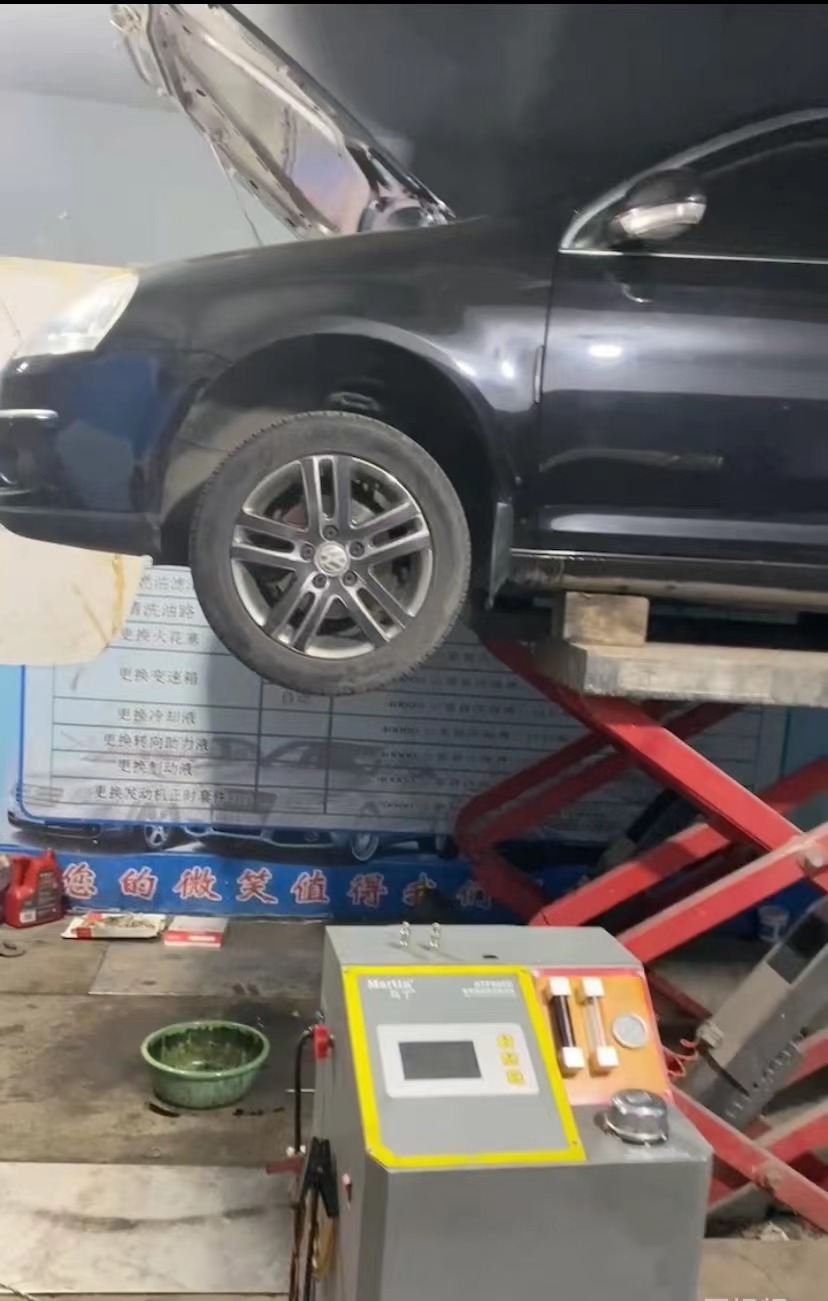 速腾1.8t自动冠军版烧机油,08年二手速腾1.6l手动会烧机油吗