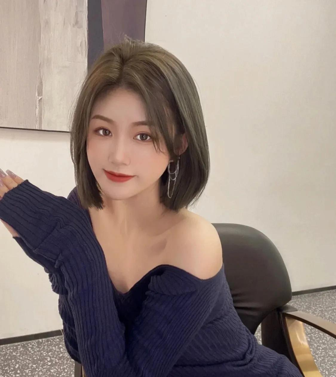 前额窄适合的发型推荐抖音,厚头发适合剪抖音流行发型吗