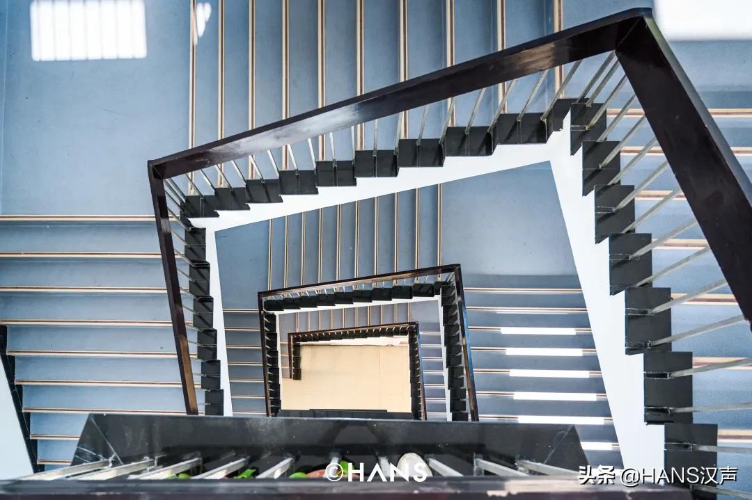 武汉校友捐款亿元榜,武汉纺织大学校友捐款1000万