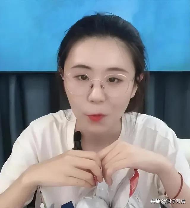 被亿元砸中的信小呆，明明拥有了亿元大奖，为什么却如此凄惨？