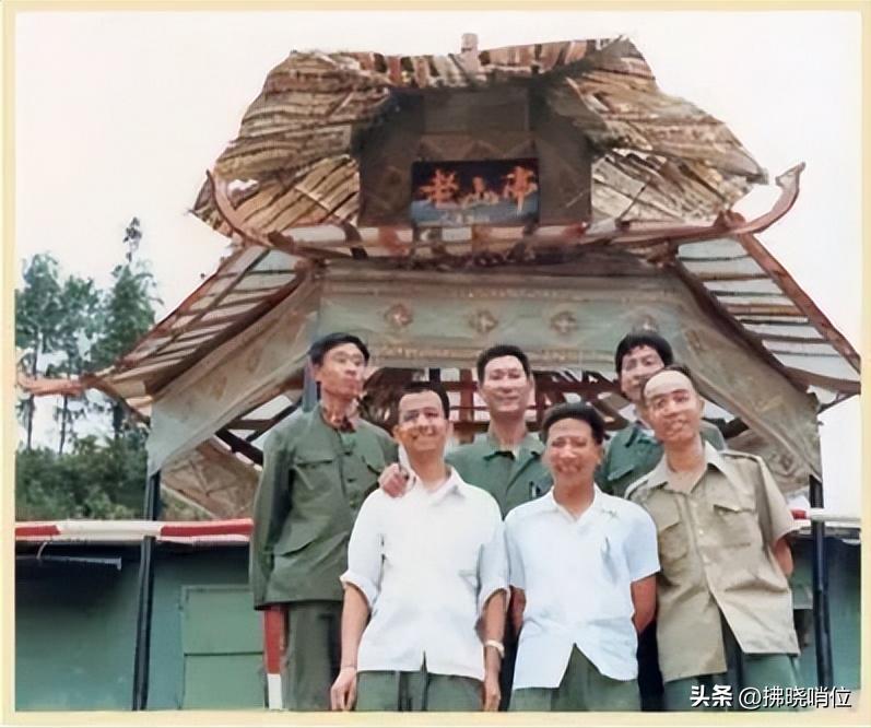 *战野**医院院长在老山前线——季振宗《战地日记》之二