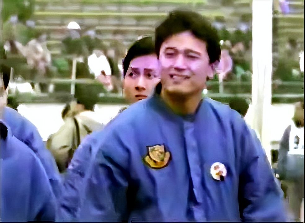 上个世纪80年代的香港明星足球队,八十年代中国足球队对香港队战绩