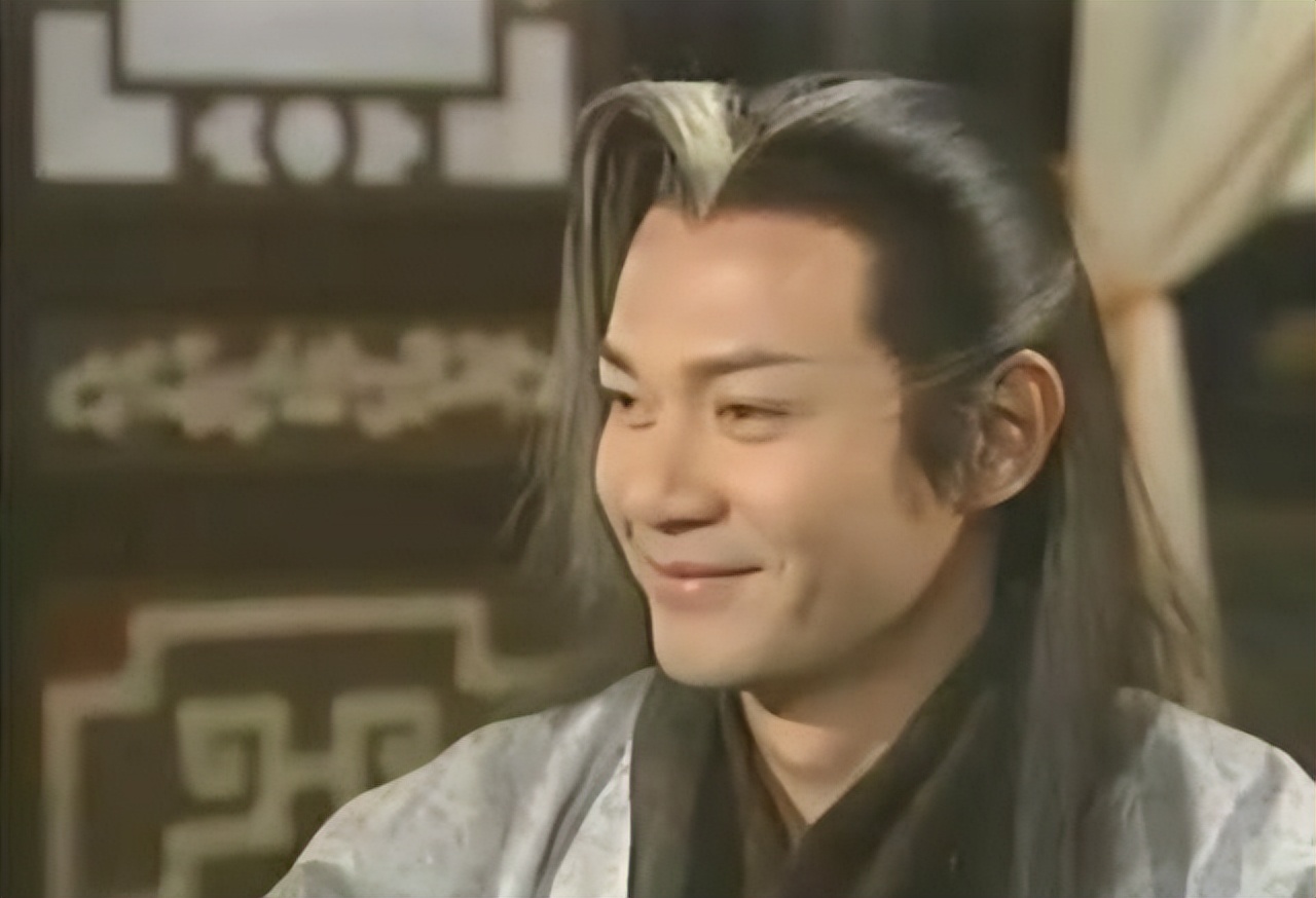 金庸取的最好听的名字,金庸取名100个字汇总