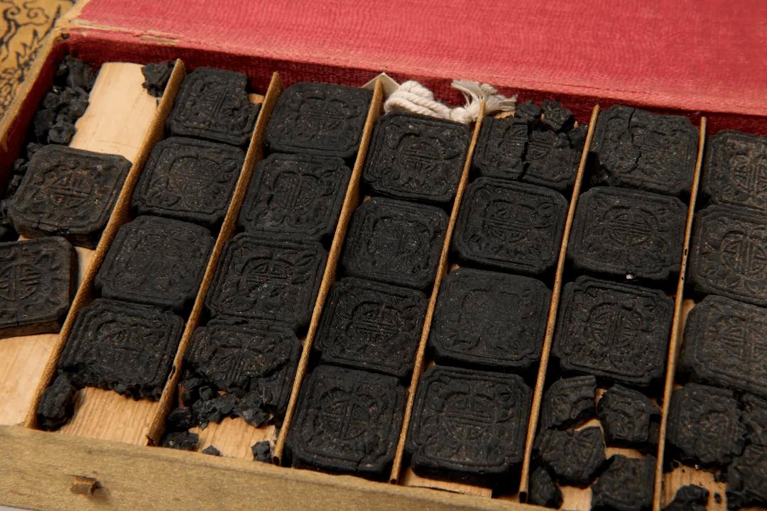 古董普洱茶,清宫御用普洱茶膏