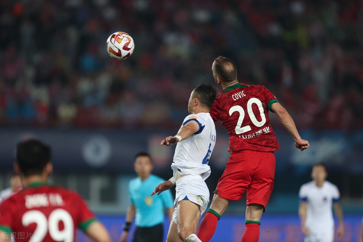 科维奇建业助威名场面,河南科维奇庆祝进球