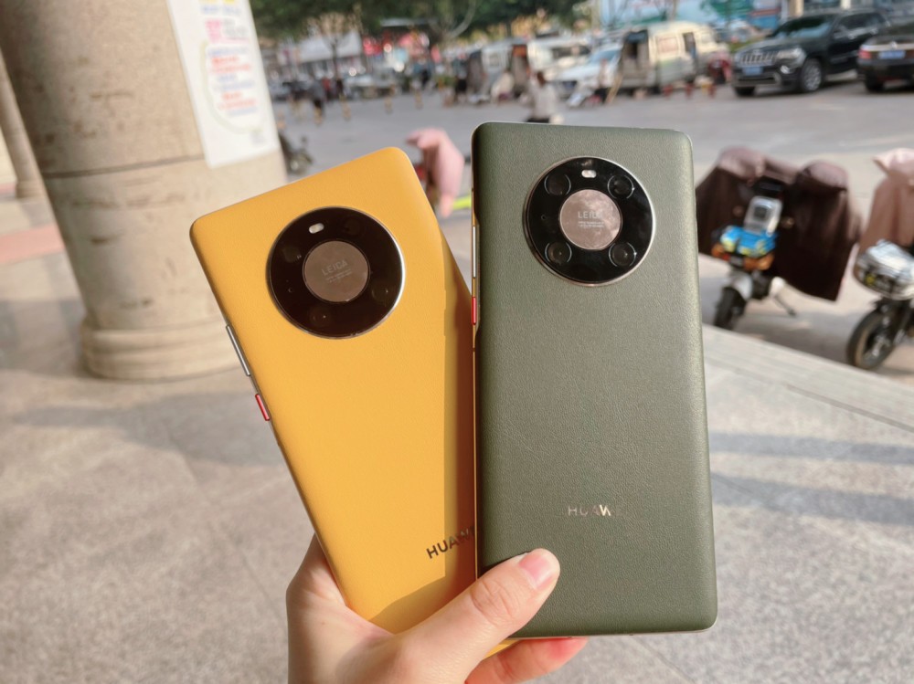 现在买手机性价比较高的是哪一款,现在买手机2500-3000推荐买哪款