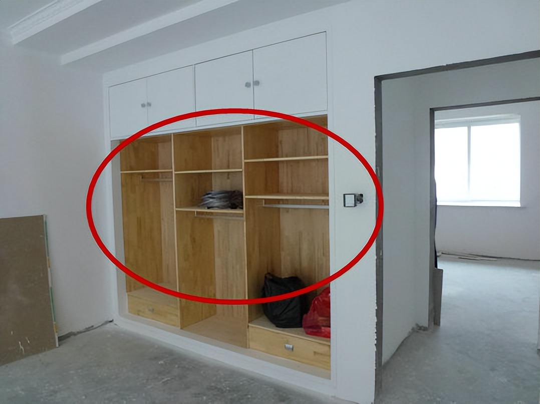 用衣柜隔开的房如何隔音,用衣柜当墙隔断房间隔音