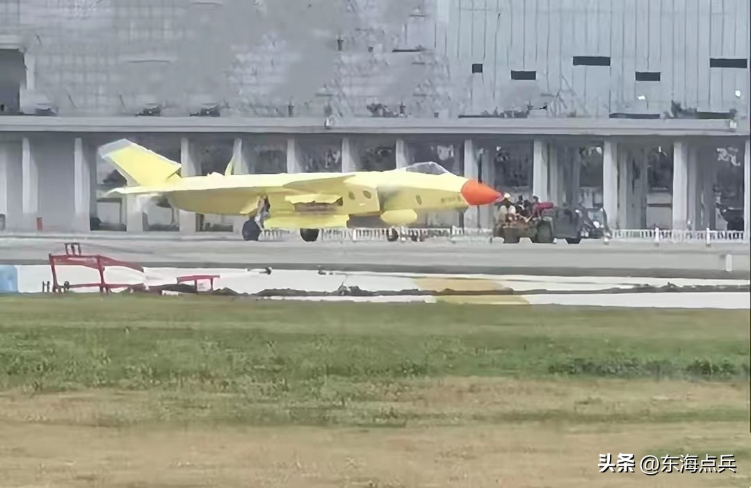 美媒歼20,歼20首架升级版航程