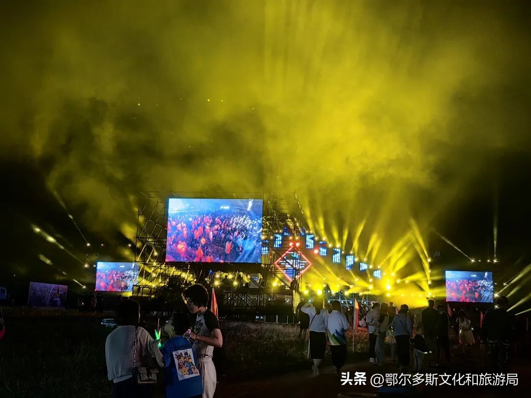 钟镇涛狂欢夜,钟镇涛来东港演出