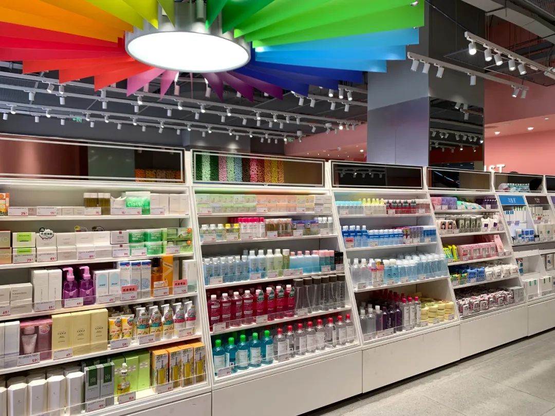 与爱马仕做邻居的调色师还好吗？｜首店颜究②