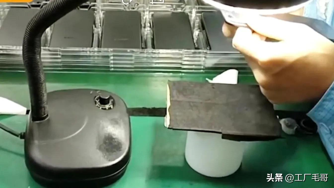 富士康工资2021新标准,富士康科长级别工资有多少