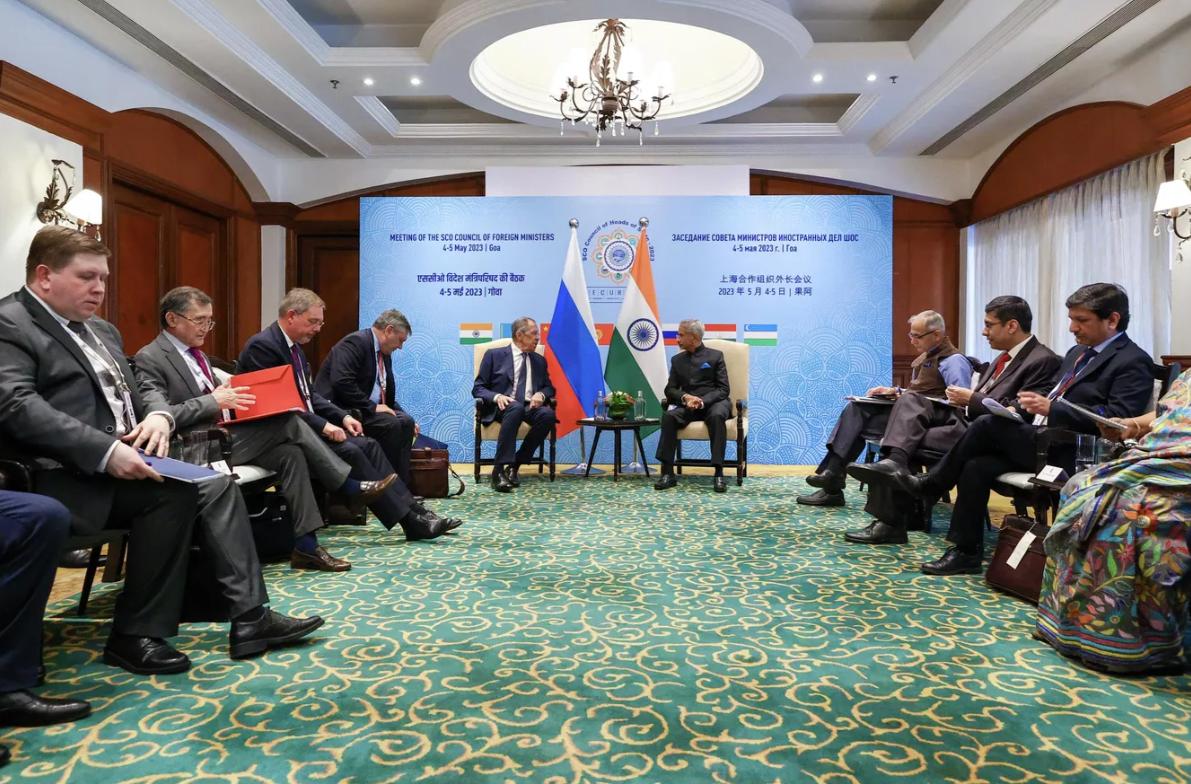 霸权基石又塌一块，巴铁给中俄送定心丸，或用人民币购买俄原油