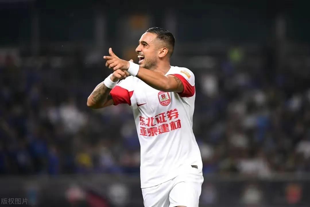 中超最新积分榜申花,中超积分榜海港申花同积10分领跑