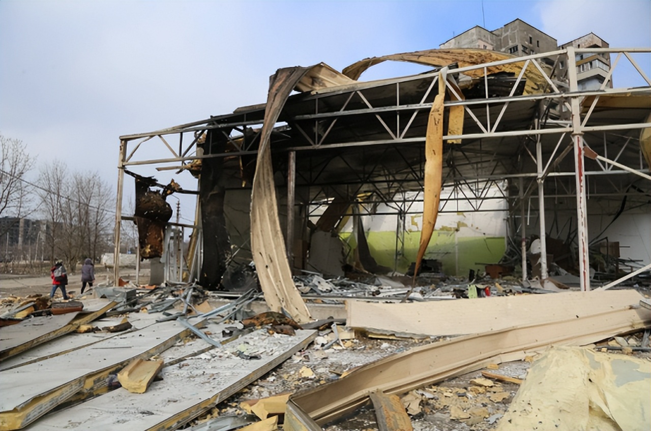 普京收到港口遇袭报告,普京收到沉痛噩耗