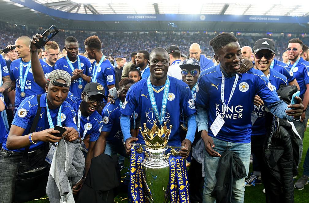 莱斯特城踢一个赛季英超又降级,莱斯特城逆袭夺冠