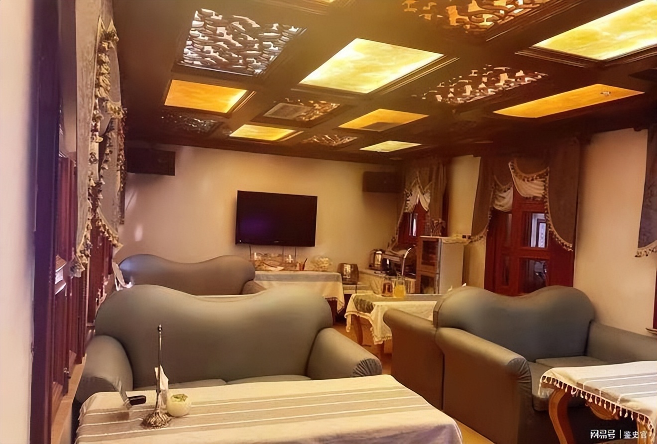 厦门一女子诈骗30亿，买百万游艇燕窝当水喝，被抓时：这辈子值了