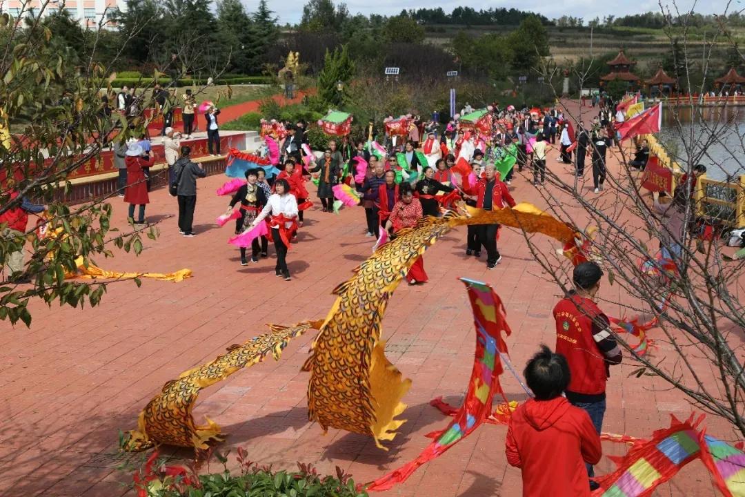 盛泉养老董事长,盛泉老人养老视频