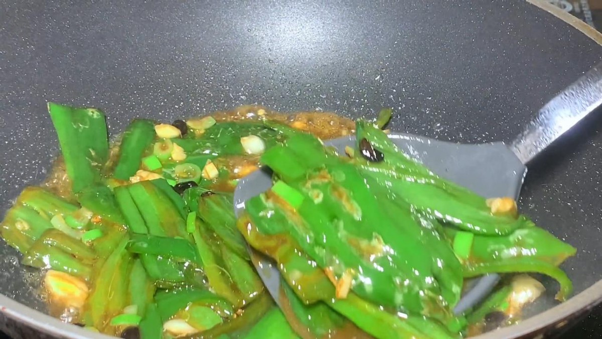 钟南山院士讲保护肝的食物视频,想要肝脏好这几种养肝食物要常吃