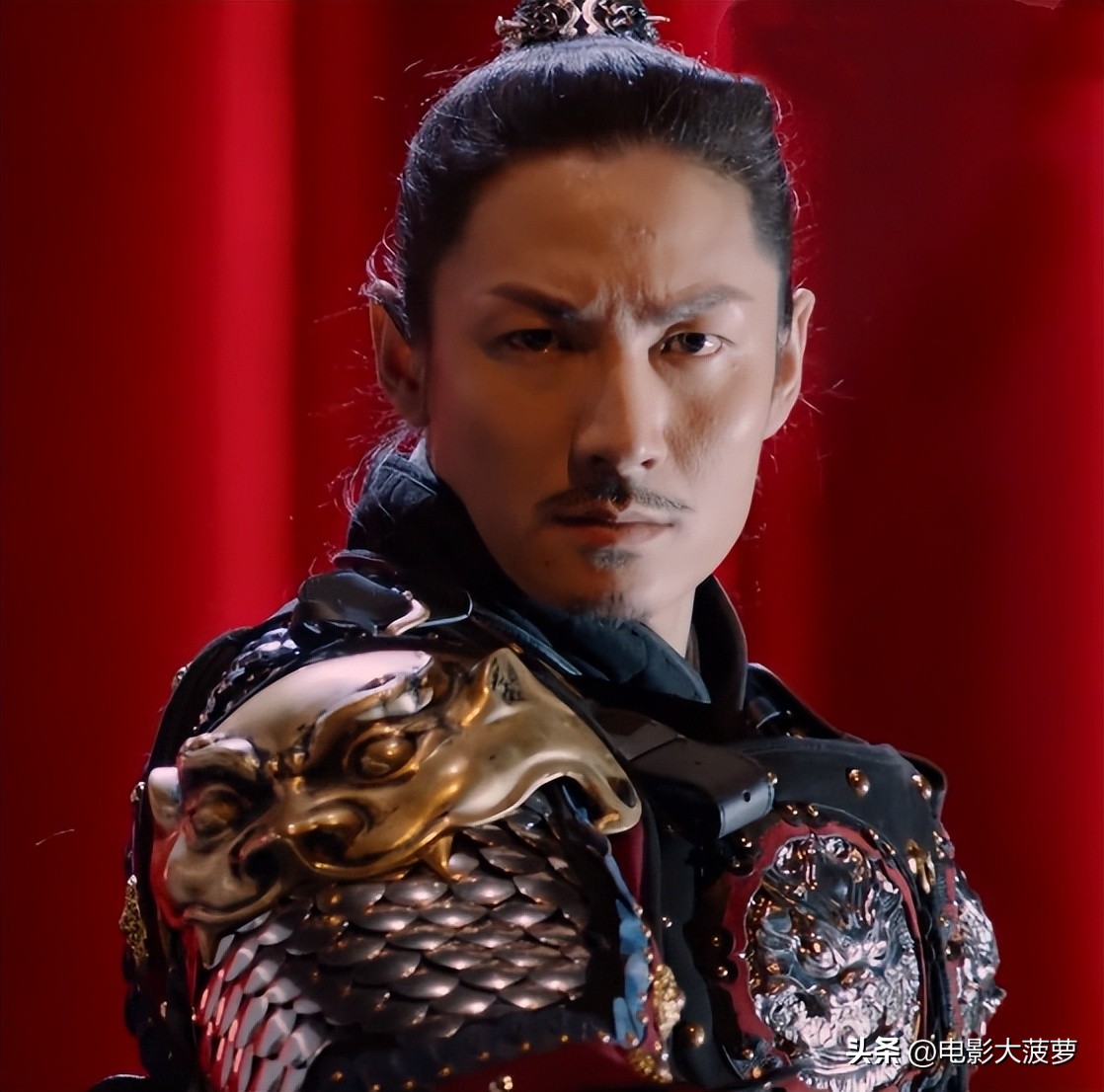 同样跟王鹤棣一起参与综艺的艺人,王鹤棣和周杰伦为什么是一个保镖