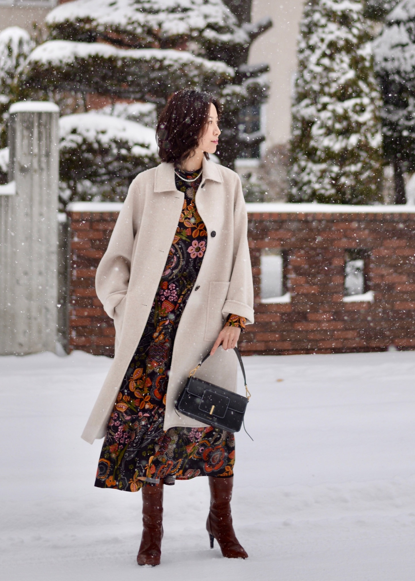 秋冬碎花裙该怎么穿才好看,碎花裙怎么穿好看又减龄