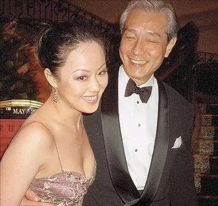 插足闺蜜不管儿女，直播带货的章小蕙，嗲味十足话术你想不到