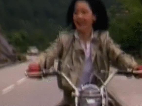 揭秘一代歌后邓丽君死亡之谜,邓丽君简介几岁死的