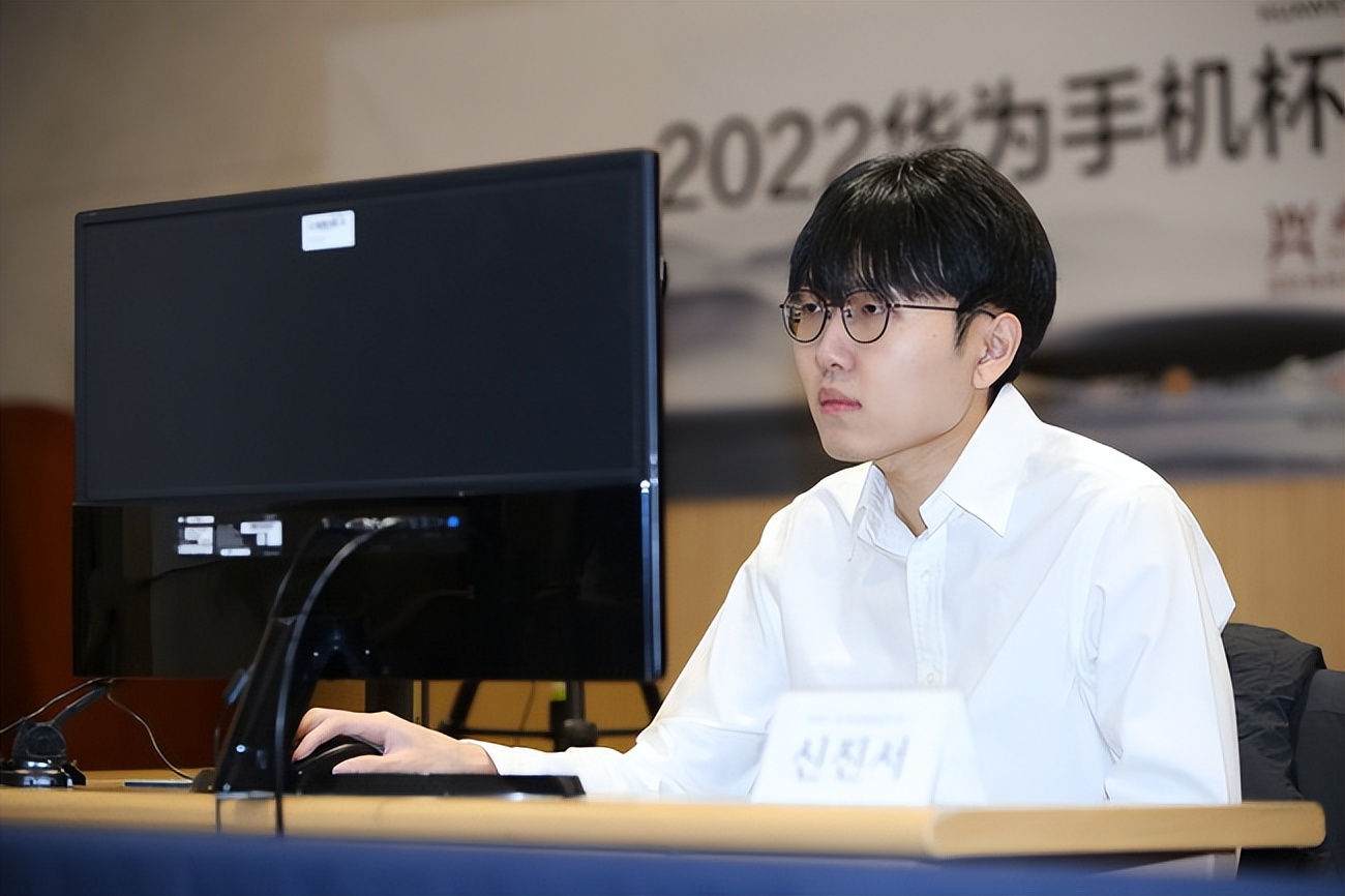 柯洁再度荣膺西南王,柯洁的巅峰对决