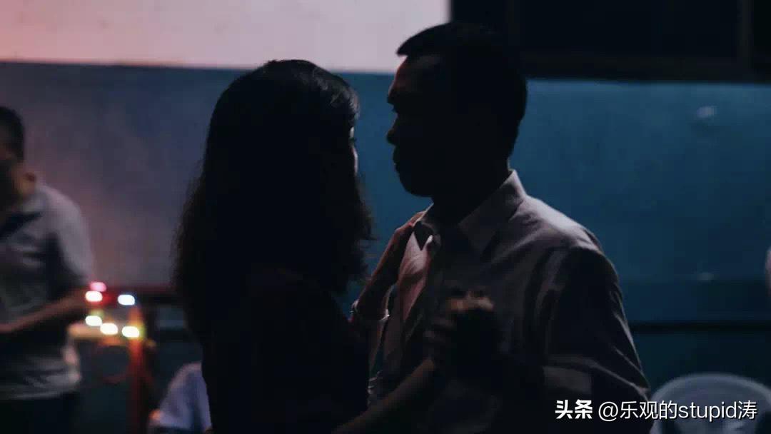 想把自己50万卖了,为了赚钱把自己给卖了电视剧外国