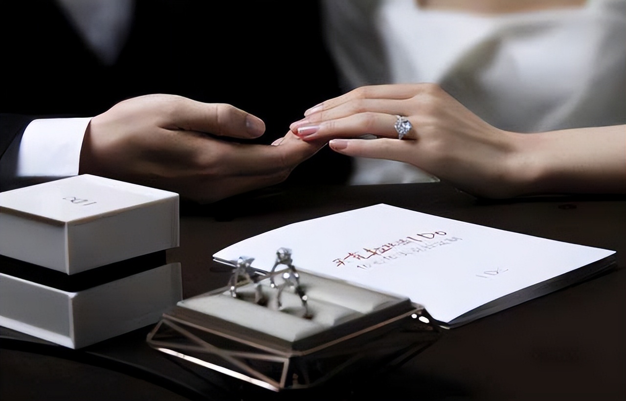 购买钻戒需要了解哪些知识,第一次买钻戒必懂的常识