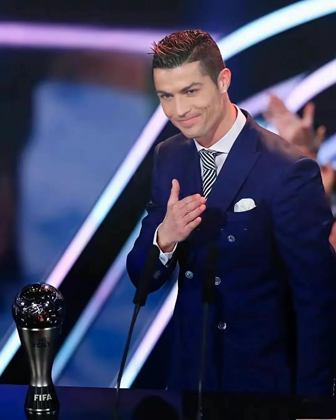 太疯狂!6.74亿变3.1亿足坛巨星难*税逃**务风波梅西C罗内马尔均上榜