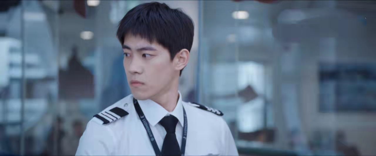 顾南亭在第几集跟李语珩说清楚的,向风而行大结局顾南亭眼睛怎么了