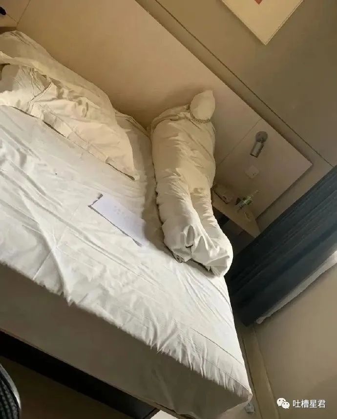 女友穿吊带裙男朋友的反应,女友买了新裙子