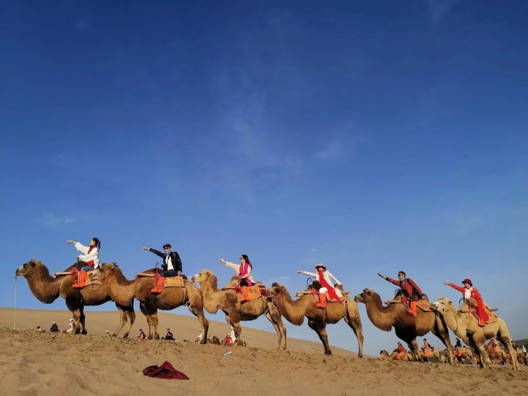 一起到敦煌体验大漠落日圆,毕业季用一场旅行致敬青春