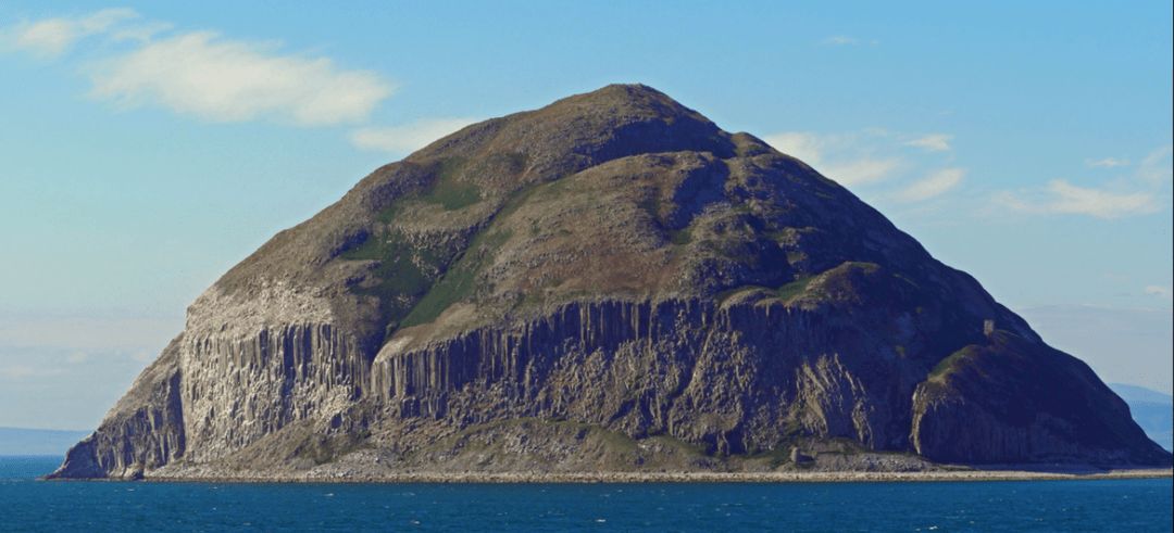 中国冬奥会冰壶多少钱,冬奥会冰壶现在值多少钱