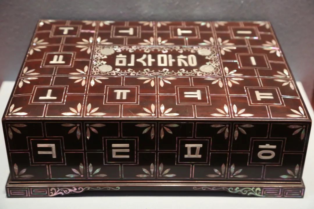 命运原来是水乳：毛主席收过的这些“礼品”