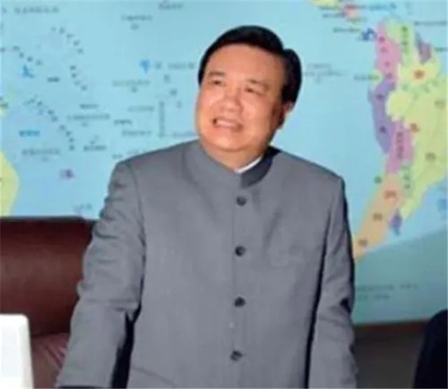 钟馨稼为什么捐款给美国人,钟馨稼捐款7000原因