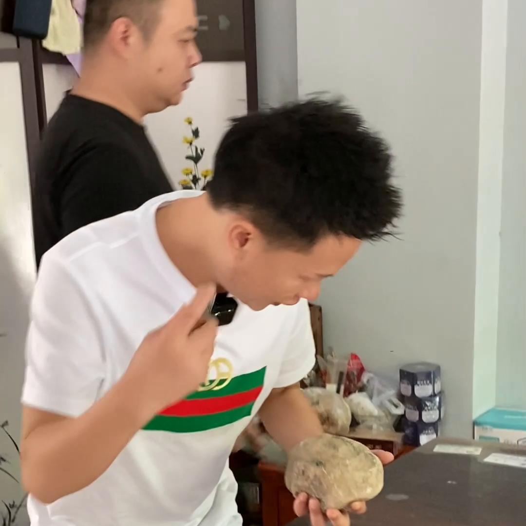 热卖中抖音小助手,散装抖音小助手