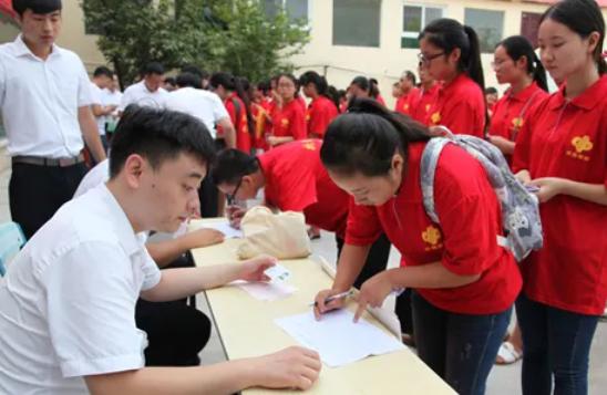 铁饭碗和工资翻几倍的工作选哪个,铁饭碗与高薪应该怎么选择