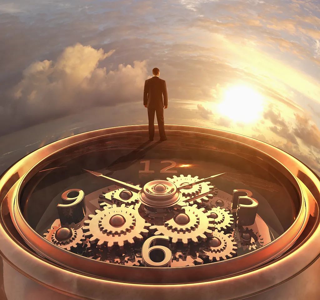 遍布镰刀的世界，一个经济学家如何避免自己成为“韭菜”？