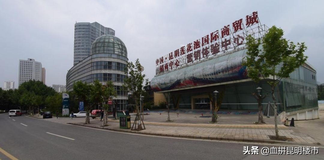 大华在云南那么猛有无风险？一二一大街项目已建起围挡