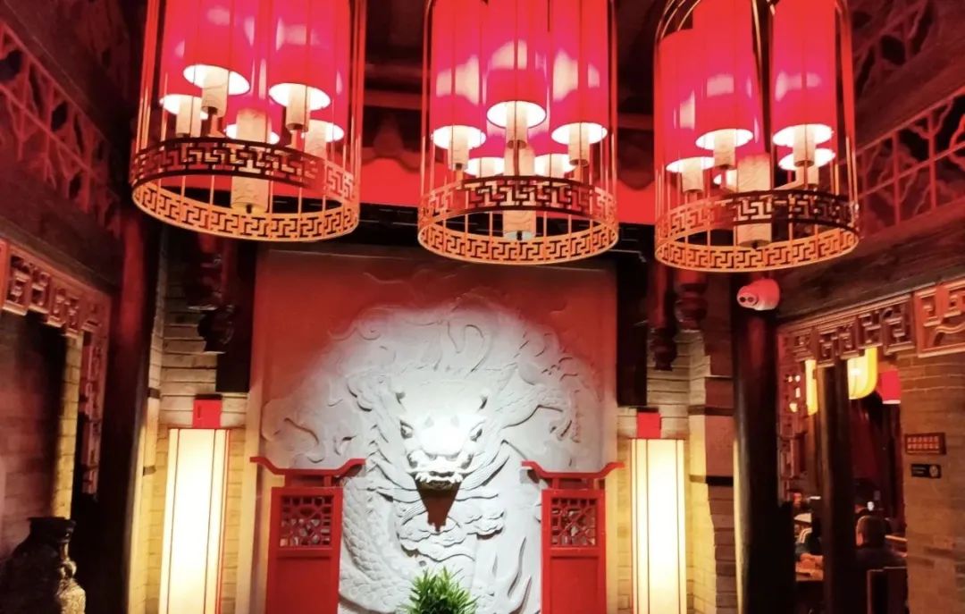 香奈儿口红中国红价格,香奈儿口红品牌策略