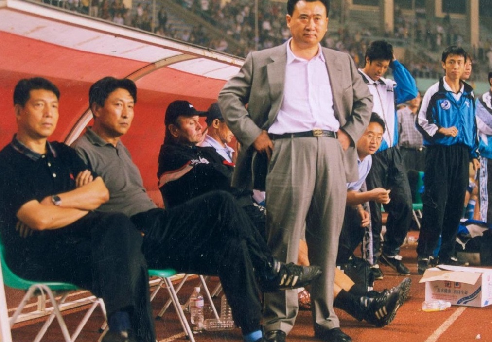 王健林对中国足球的发展从不吝啬,王健林以前谈足球和现在谈足球