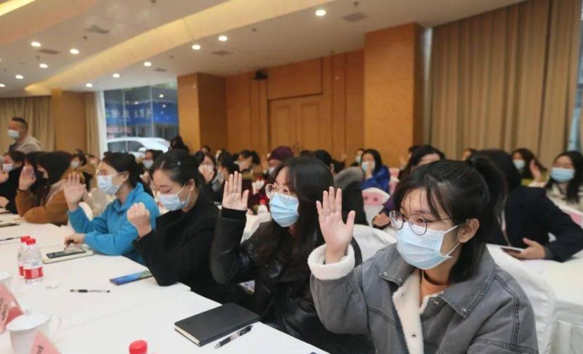 省委常委一般由哪些领导,省委常委有哪些主要领导