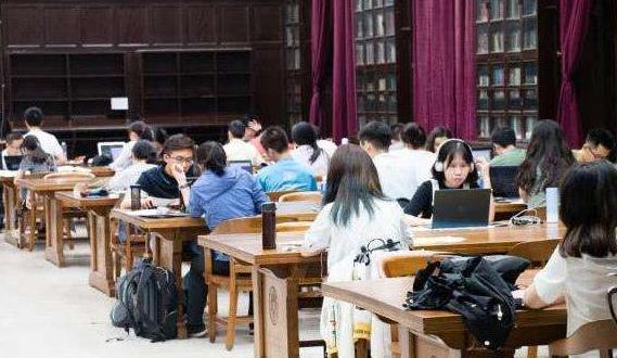 在女生眼里男生身高多少算矮,男生身高多少是女生的理想标准