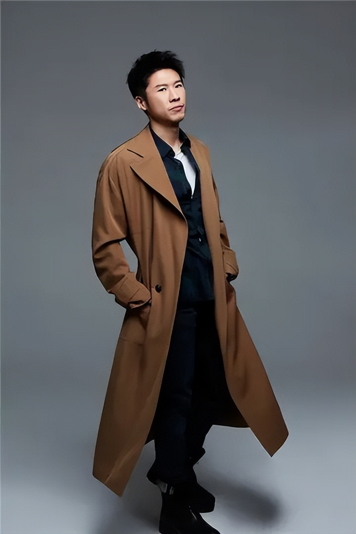 演员王骁与王馥荔,演员王骁是王馥荔的亲生儿子吗