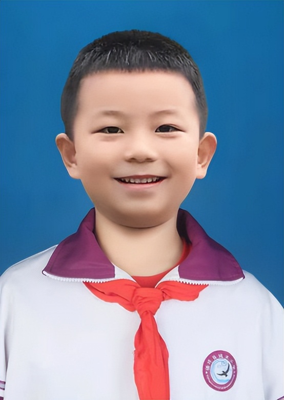 学身边榜样争做新时代好少年内容,向榜样看齐争做新时代好少年朗诵