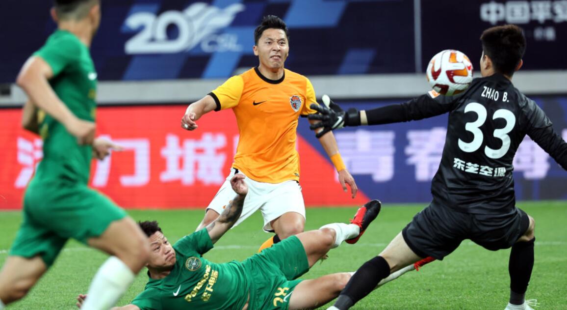 中超德比球迷火药味,中超国家德比泰山