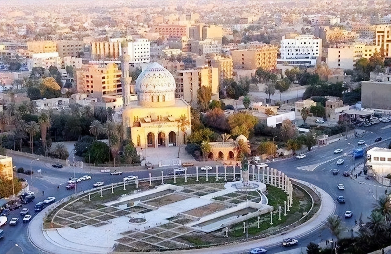 美军冲进萨达姆办公室，发现两件“中国造”，分别来自上海和台湾