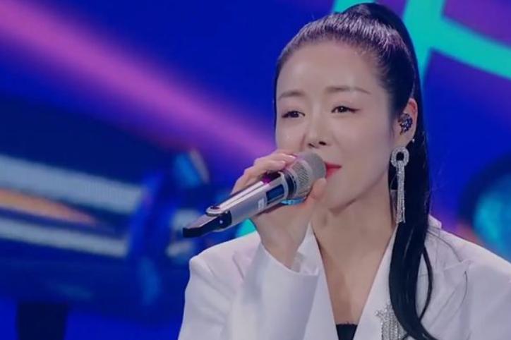 安又琪是哪一届的超级女声,安又琪是超女冠军吗